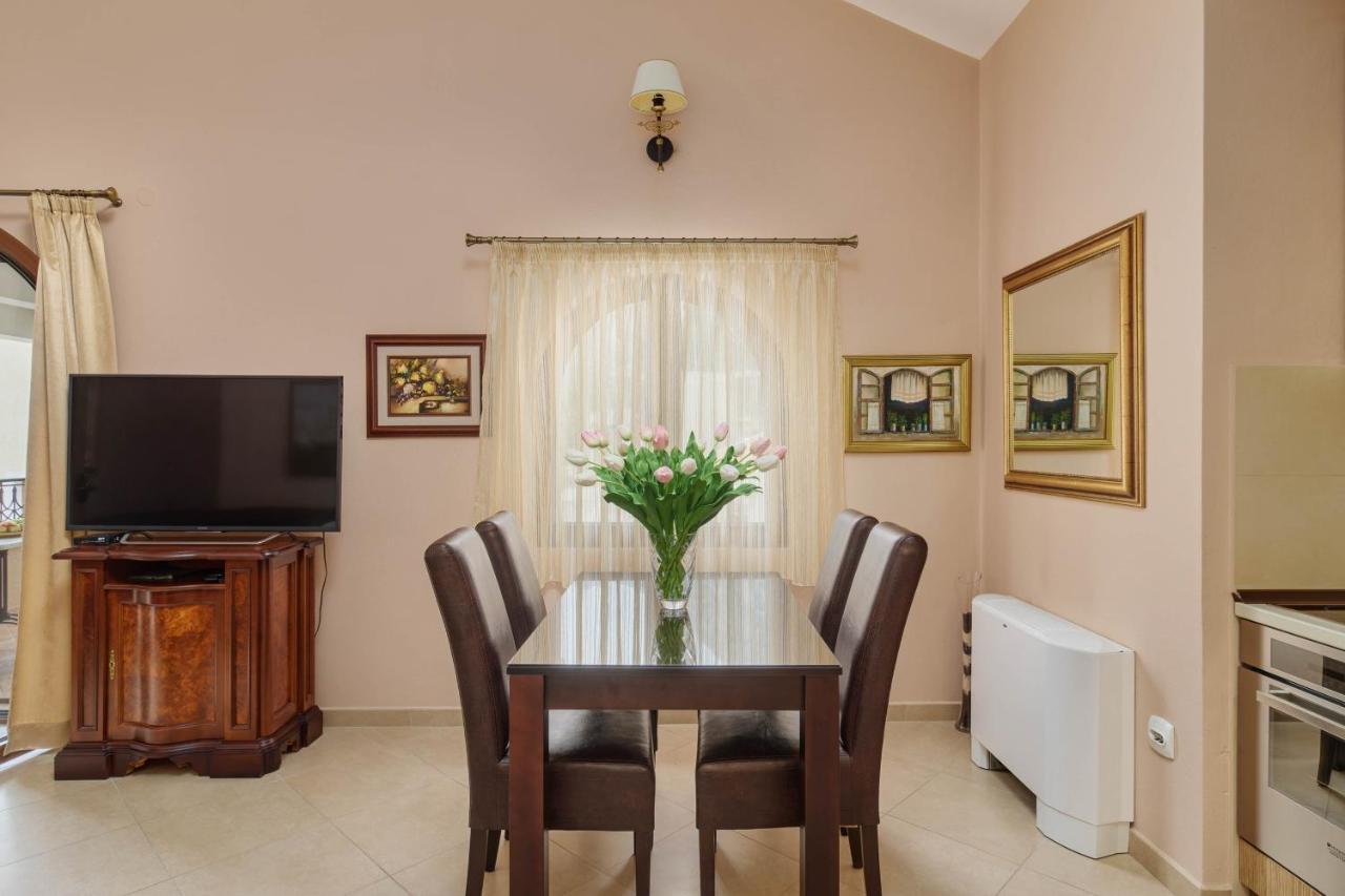 Apartments Djuranovic โกตอร์ ภายนอก รูปภาพ